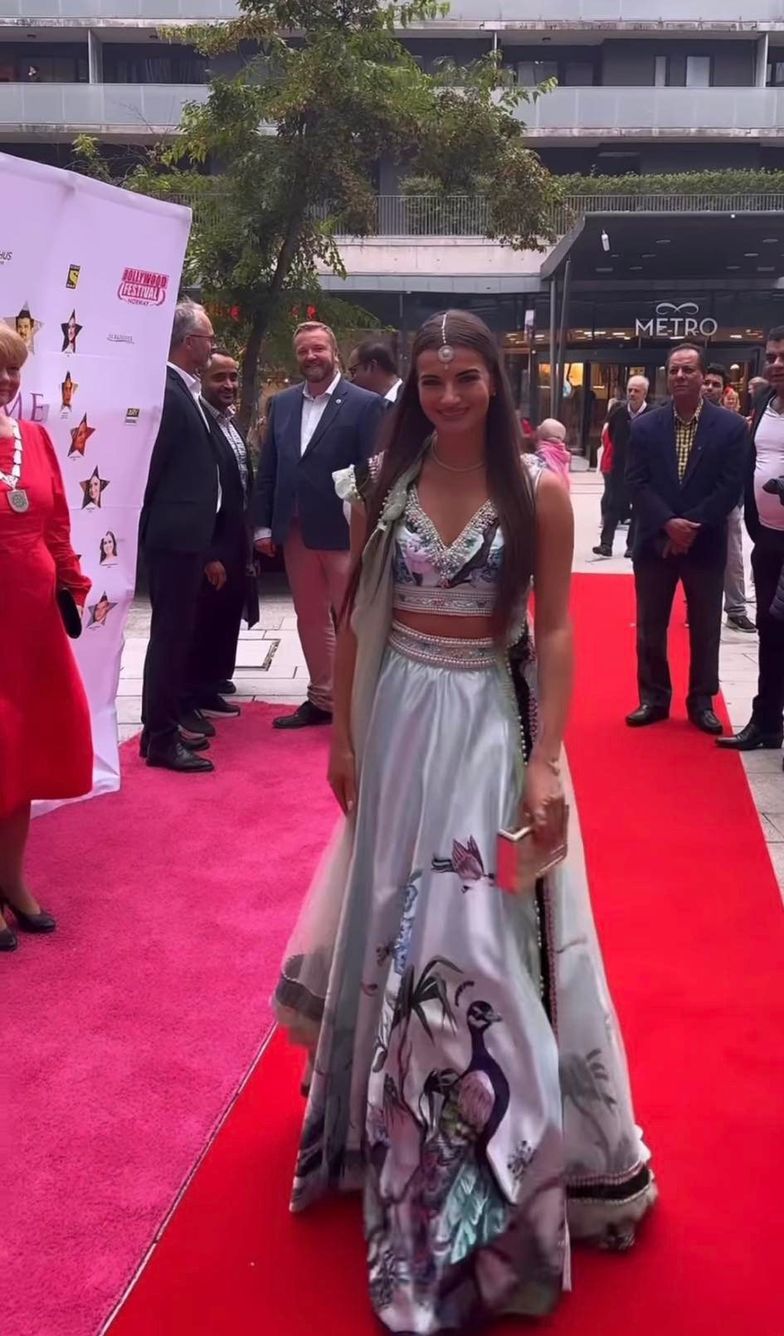 Natalia Janoszek na kolejnym festiwalu Bollywood