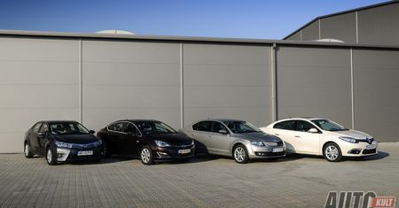 Opel Astra Sedan vs. Renault Fluence vs. Škoda Octavia vs. Toyota Corolla - galeria testowa