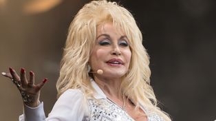 Brak szacunku po śmierci? Zniszczyli gwiazdę Dolly Parton