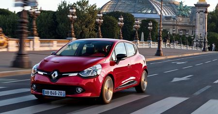 Renault może trafić przed sąd za silniki. Problemem była konsumpcja oleju