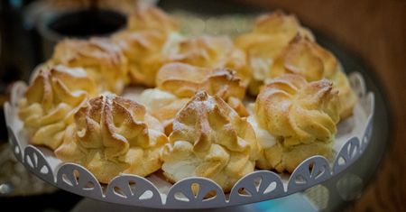 Ptysie jak z cukierni krok po kroku. Przepyszne!