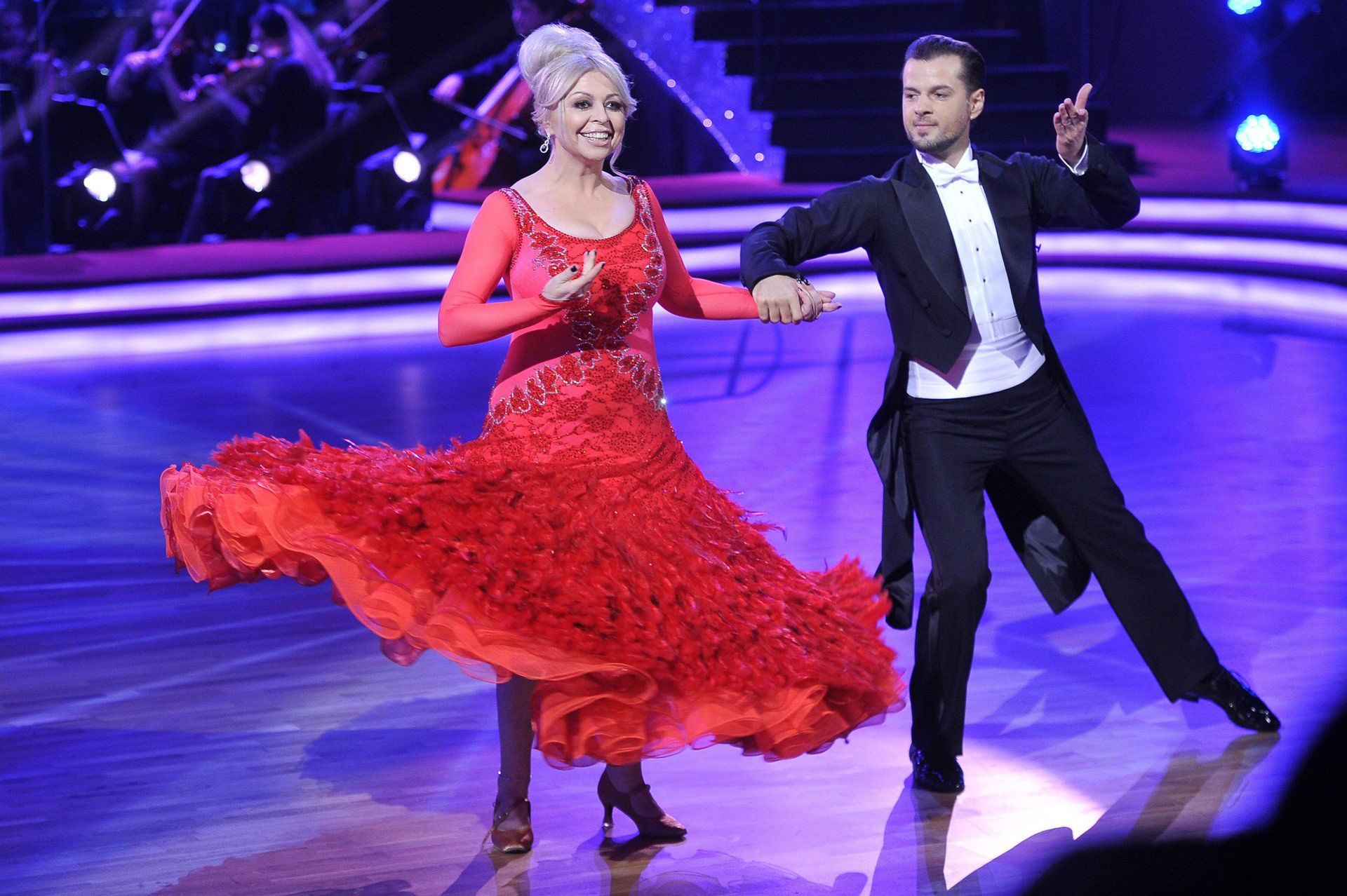 Violetta Arlak w parze z Krzysztofem Hulbojem w 1. edycji Dancing with the Stars. Taniec z gwiazdami (2014 rok).