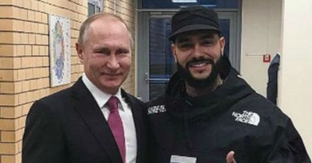 Fotografuje się z Putinem. Rosyjski raper ukarany