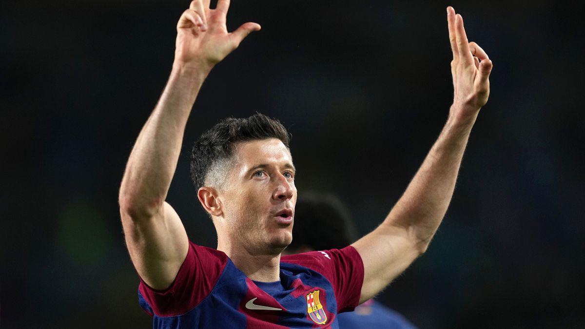 Zdjęcie okładkowe artykułu: Getty Images / Alex Caparros/Getty Images / Na zdjęciu: Robert Lewandowski