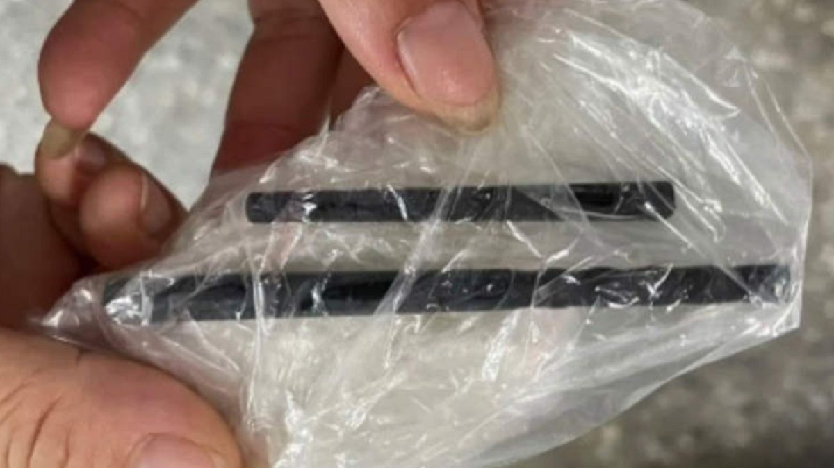 Szok. Miał je w nosie przez pięć miesięcy. 