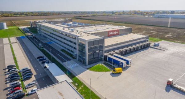 Orange zbuduje sieć 5G w fabryce firmy Miele. Rozwiązanie usprawni kontrolę jakości i szkolenia