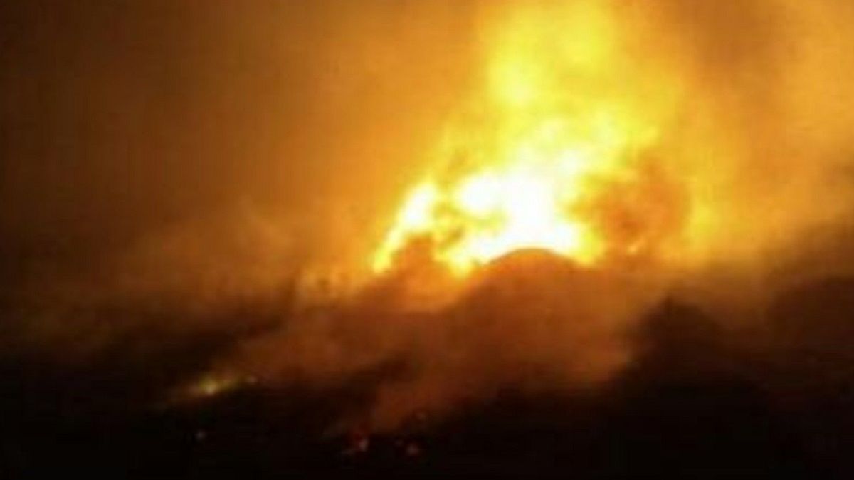 Samolot, na którego pokładzie znajdowało się pięć osób i który transportował artykuły medyczne, rozbił się w prowincji Chubut.