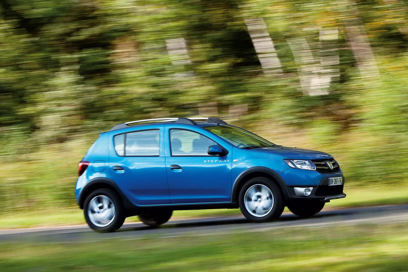 Dacia Logan, Sandero, Sandero Stepway
