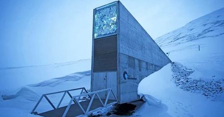 Spitsbergen szykuje się na globalną katastrofę. Na arktycznej wyspie powstał wielki schron. Polacy są zaproszeni.