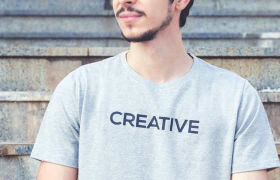 Mówią "nie" zarywanym nocom i czują się wizjonerami. Młodzi o pracy w reklamie