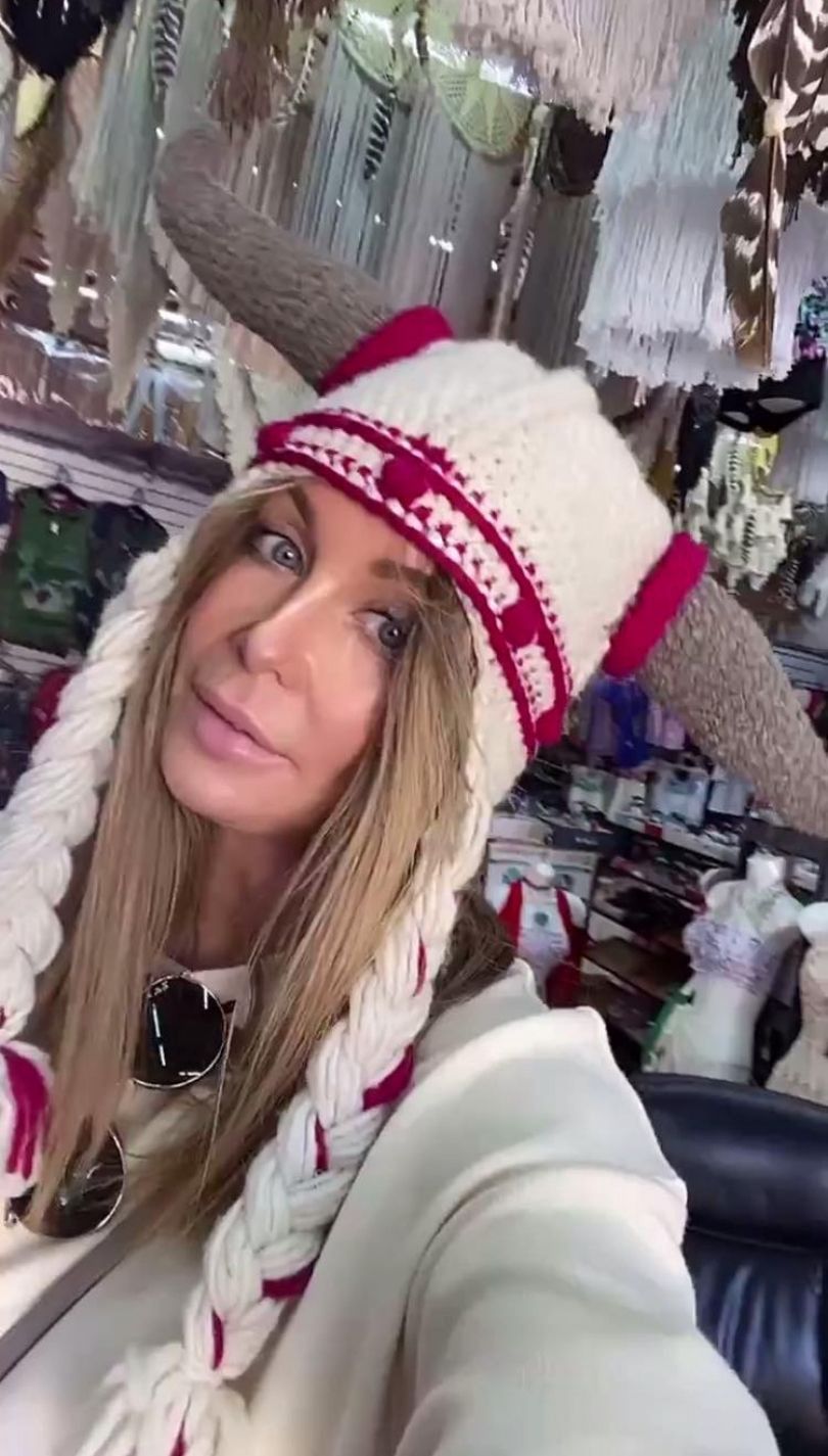 Małgorzata Rozenek i Radosław Majdan organizują się w Meksyku i buszują po sklepie z pamiątkami