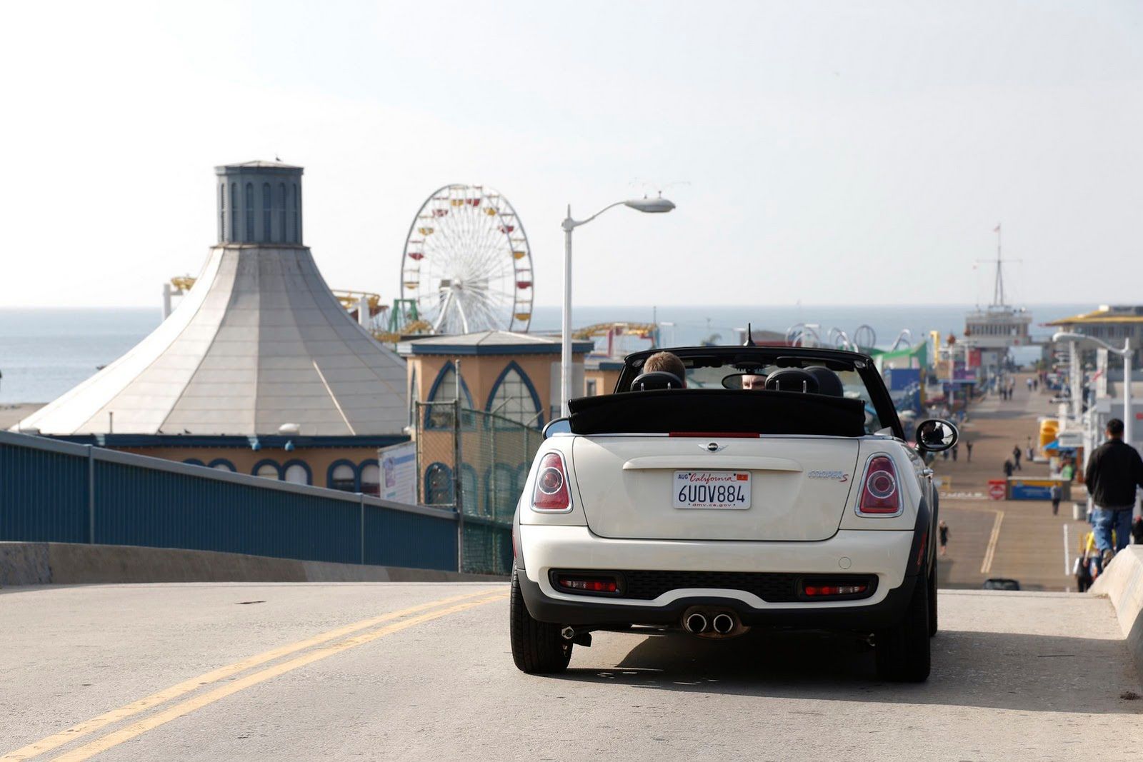 Galeria Mini jako celebracja sprzedaży półmilionowego egzemplarza w USA 119