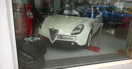 Luigi, czemu chcesz się bić z Hitlerjugend? Test Alfa Romeo Giulietta Distinctive 1.4 TB