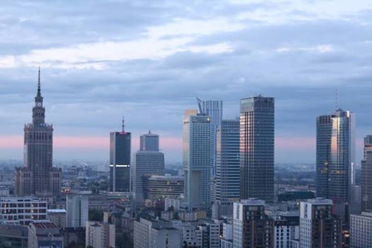 Warszawa szuka firmy do zakupu nośników outdoorowych