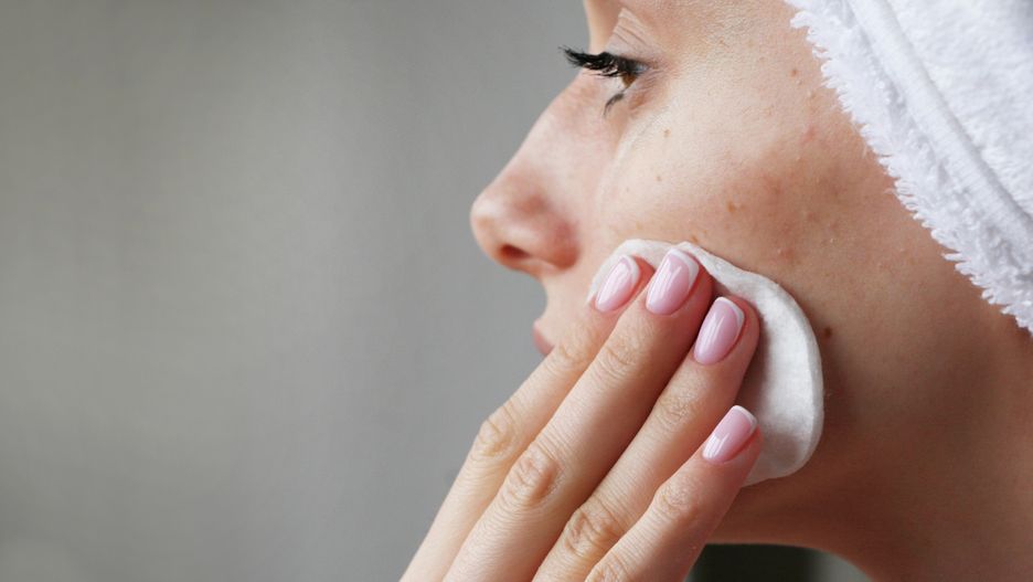 Igor Veselkov tel 9147041128
woman, beauty, face, young, beautiful, portrait, skin, lips, hand, people, white, care, mouth, cosmetics, finger, person, human, isolated, eyes, natural, health, smile, closeup, facial, eye, acne, blackheads, problem skin, adult, attractive, background, bathroom, clean, cleansing, close-up, concept, cosmetic, cosmetology, cotton pad, dry, evening, female, foam, freshness, girl