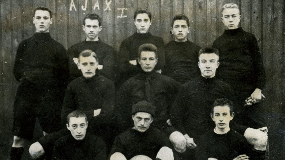 Historia Ajaxu. Drużyna z lat 1900-1901