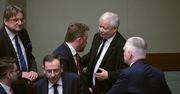 Jarosław Kaczyński stanął w obronie Łukasza Szumowskiego. Posłowie KO: "Minister wprowadza w błąd prezesa"