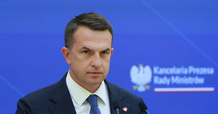 "Nie ma wyjścia". Rząd chce uregulować świadczenia nie tylko dla Ukraińców