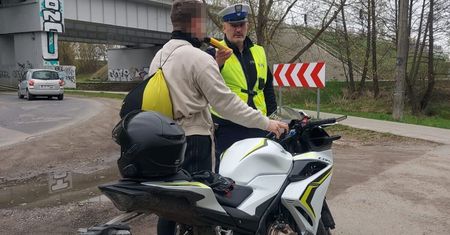 Motocykliści i rowerzyści dziś na celowniku policji. Mundurowi z Lublina od rana przeprowadzają kontrole
