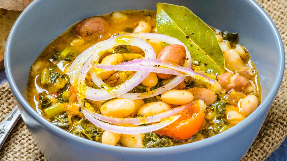 Włoska, sycąca zupa