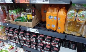 Nowy trend na półkach z napojami. Wzrost sprzedaży o prawie 30 proc.