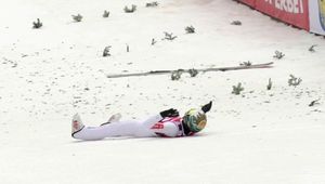 Groźnie na skoczni w Wiśle. Polak nie ustał swojej próby [WIDEO]