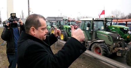 Protesty rolników to zagrywka polityczna? Tak twierdzą eksperci