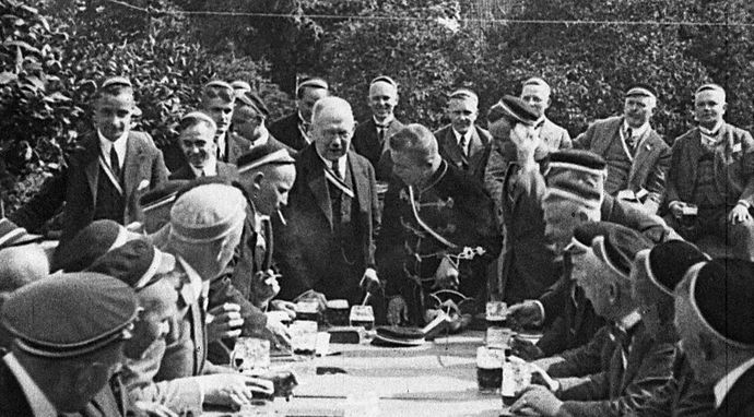 Triumf i upadek nazistów