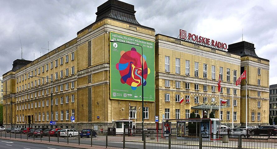 Cztery oferty w przetargu Polskiego Radia na kampanie outdoorowe
