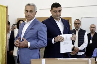 Rumunia znów wybiera prezydenta. Ruszyło powtórzone głosowanie