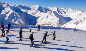 Tragedia w znanym kurorcie. 12-latek został porwany przez śnieg