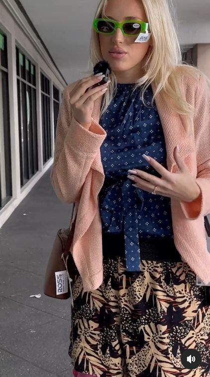 Caroline Derpienski pokazuje prawdziwy dzień w Miami