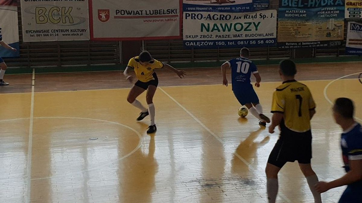 Charytatywny turniej piłki halowej w Bychawie