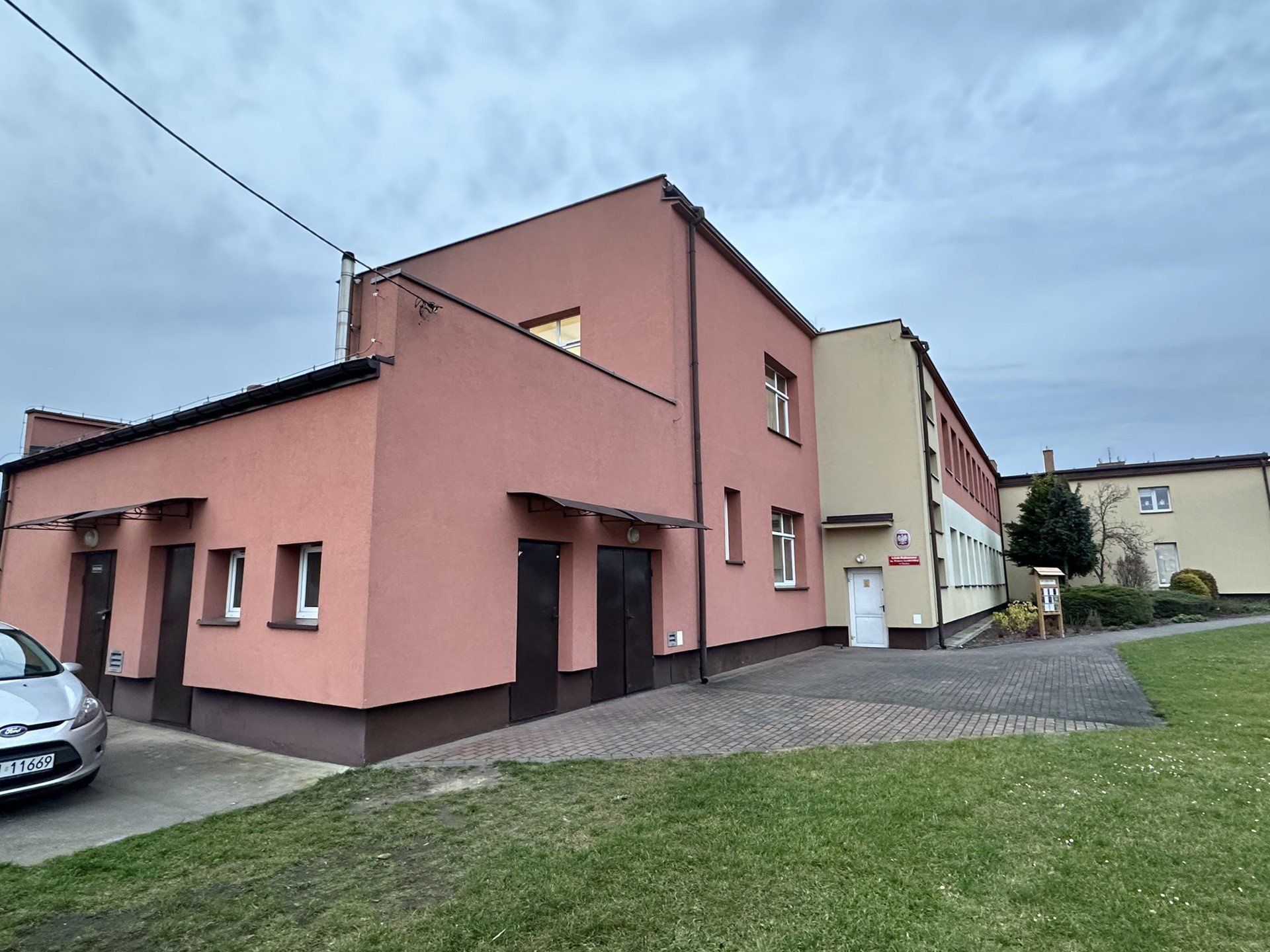 W Sieńcu odbyło się spotkanie w sprawie przyszłości tutejszej podstawówki