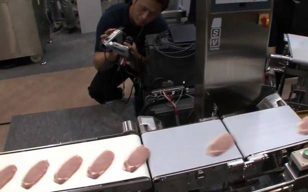Skaner 3D pozwala kroić mięso na porcje o równej wadze