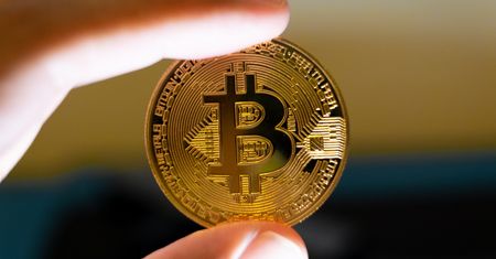 Bitcoin "ofiarą" decyzji FED. Kryptowaluty tracą na potęgę