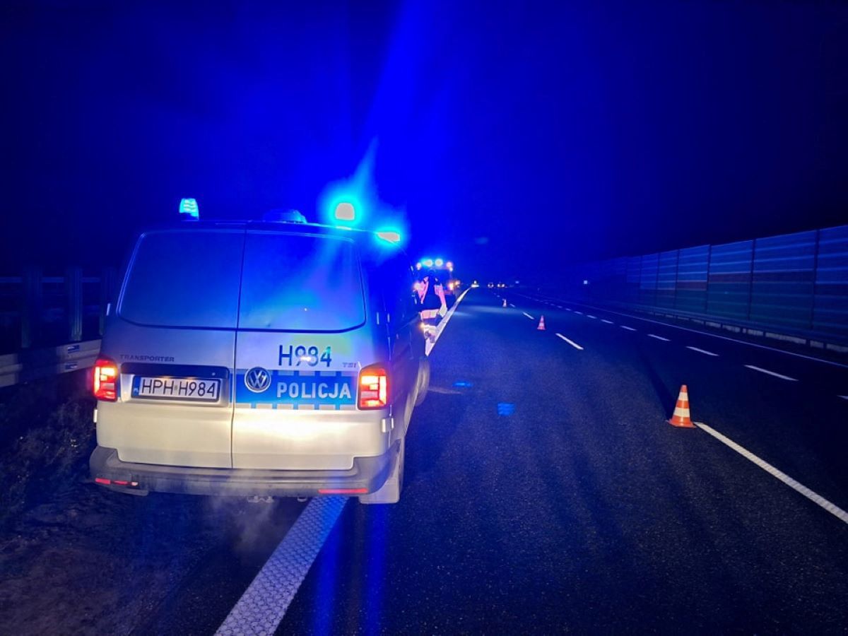 Tragedia pod Skierniewicami. Pieszy zginął na autostradzie A2