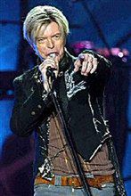 Statysta David Bowie
