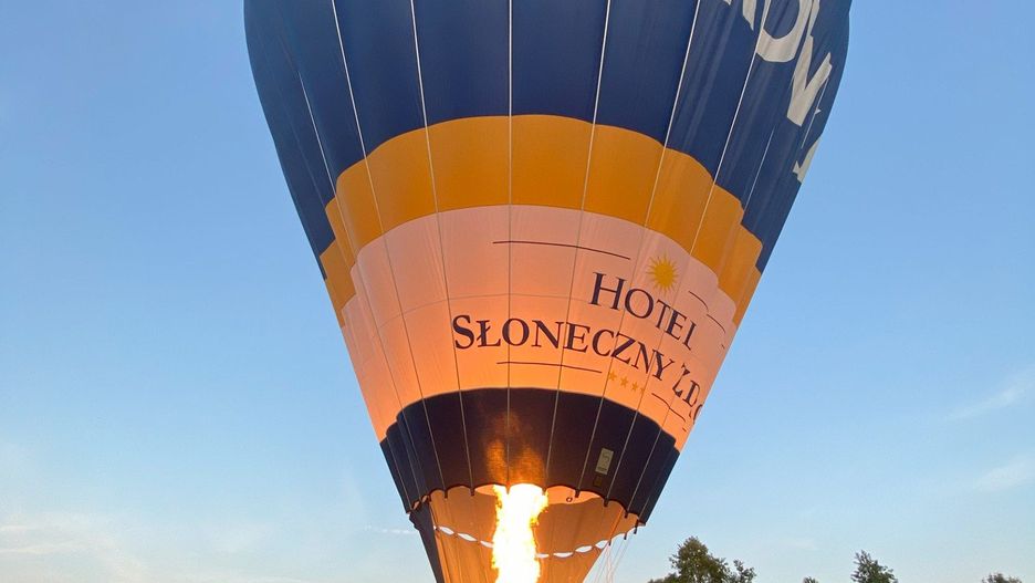 Region świętokrzyski można podziwiać z powietrza - loty widokowe balonem na gorące powietrze to niesamowita atrakcja.