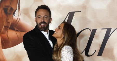 Powiedziała "tak". Jennifer Lopez pochwaliła się pierścionkiem