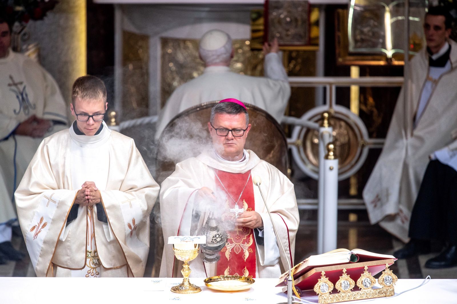 Piknik Radia Maryja. Bp Śmigiel: "Miłość cielesna w małżeństwie jak modlitwa"