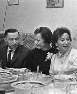 Kogel mogel, paprykarz szczeciński i zupa nic. Co ocalało z jadłospisów z czasów Polski Ludowej?