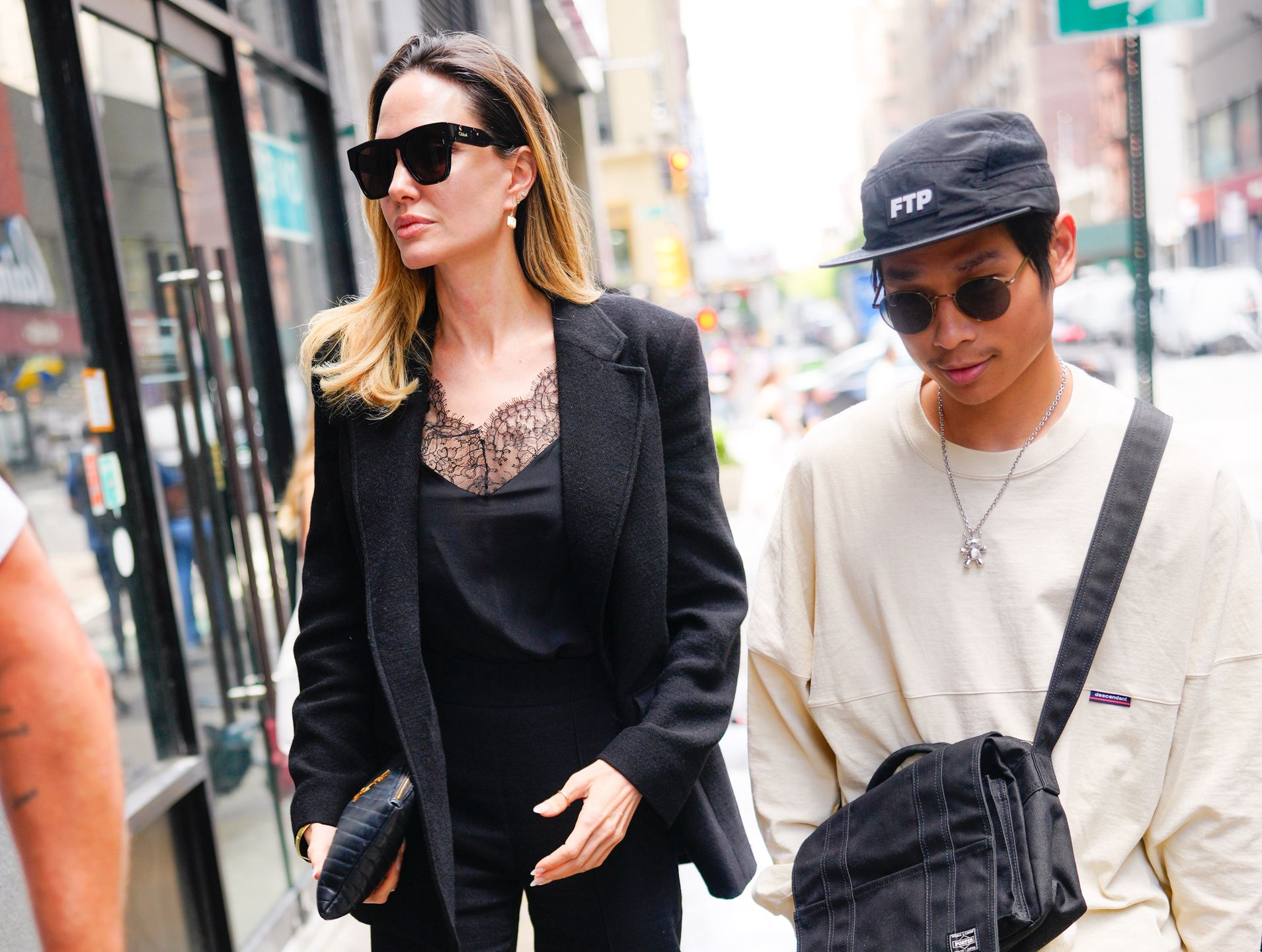 Córka Marty Kaczyńskiej studiuje z synem Angeliny Jolie i Brada Pitta