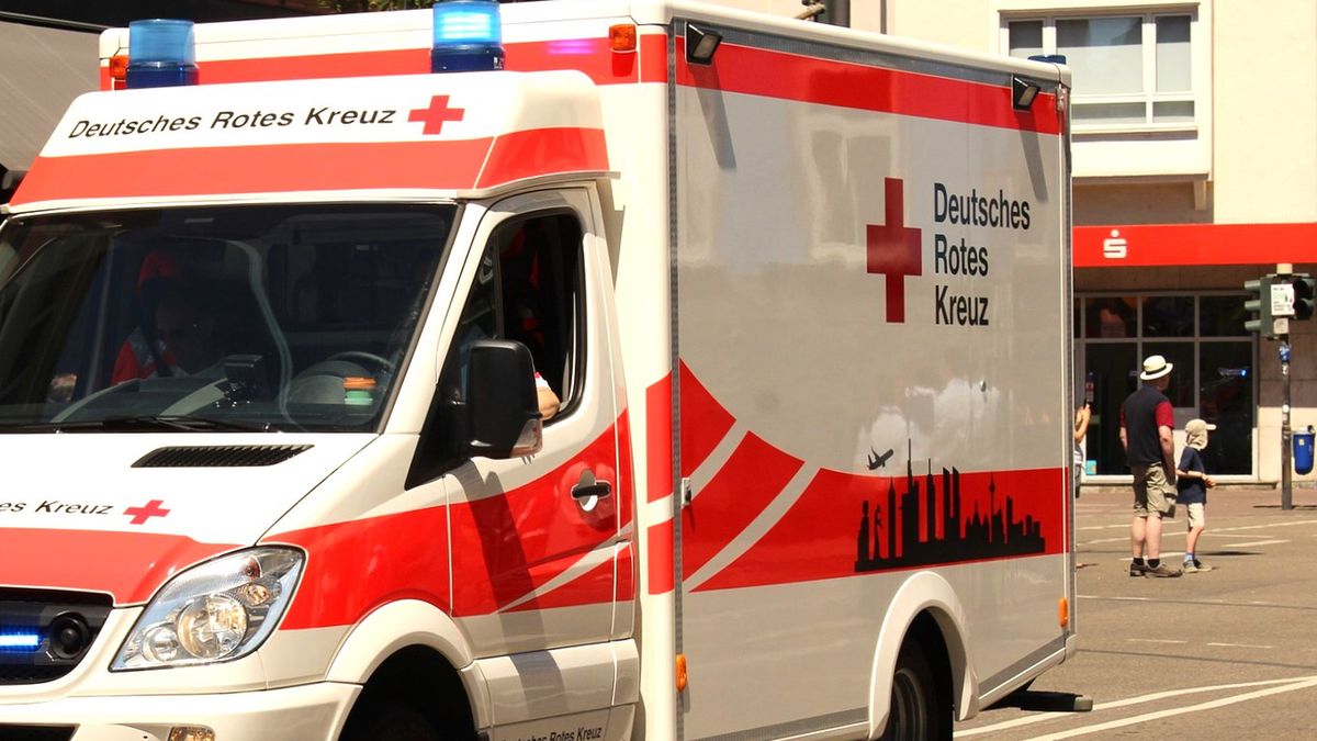 Baza ratownicza Niemieckiego Czerwonego Krzyża została obrzucona odchodami [zdj. ilustracyjne] 