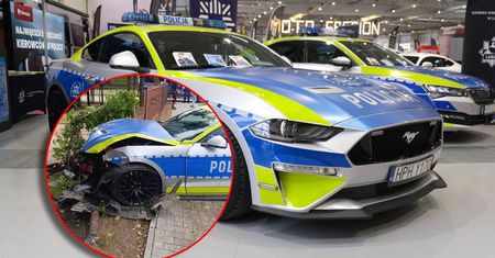 Policyjny Ford Mustang z Radomia rozbity. Auto w kwietniu gościło na targach motoryzacyjnych w Lublinie