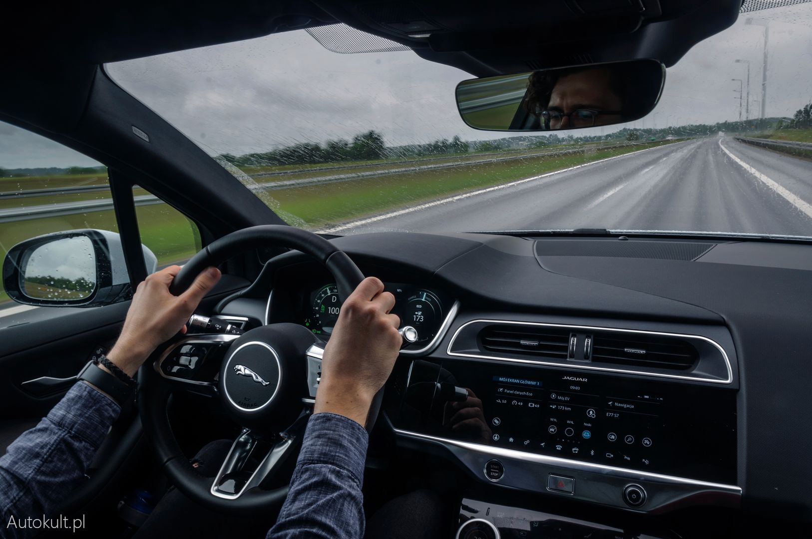 Jaguar I-Pace w trasie