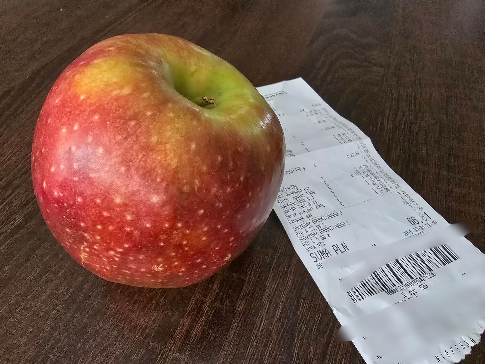 Koszt jabłka to 1,95 zł