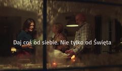 „Daj coś od siebie. Nie tylko od Święta” w bożonarodzeniowej kampanii Tymbarku (wideo)