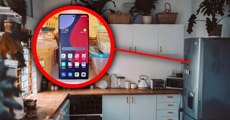 Wsadziłem telefon do lodówki, by sprawdzić, jak bardzo przyspieszy