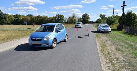 Wypadek z udziałem nastolatka. 13-latek na hulajnodze potrącony przez samochód